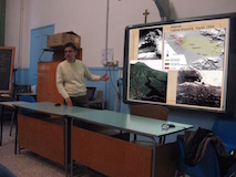 A_Scuola_di_Terremoti_e_Vulcani_4.jpg